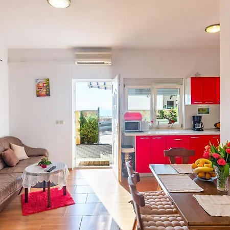 3 Bedroom Lovely In בית נופש *