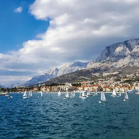 Lovely In With Wifi Holiday home Makarska